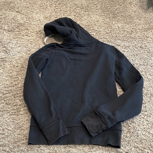 AERO black hoodie - Picture 4 of 4